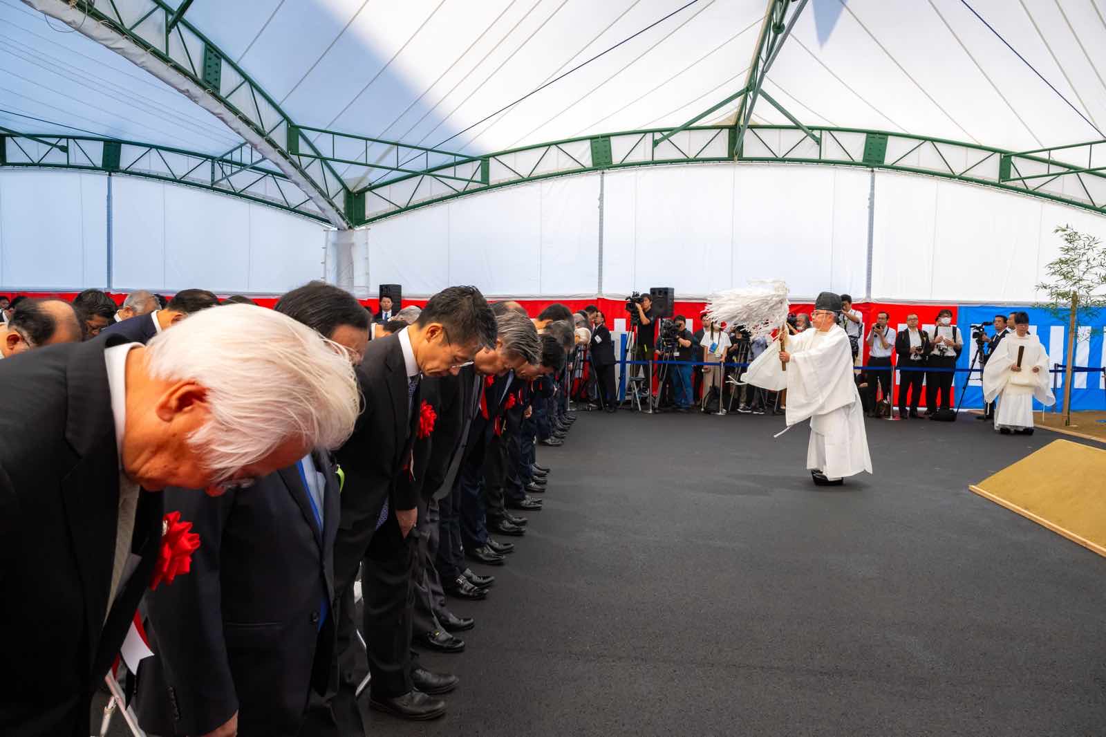 広島県の基町相生通地区第一種市街地再開発事業、安全祈願祭・起工式の様子