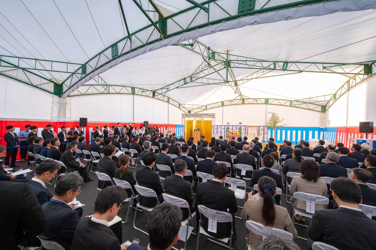 広島県の基町相生通地区第一種市街地再開発事業、安全祈願祭・起工式の様子