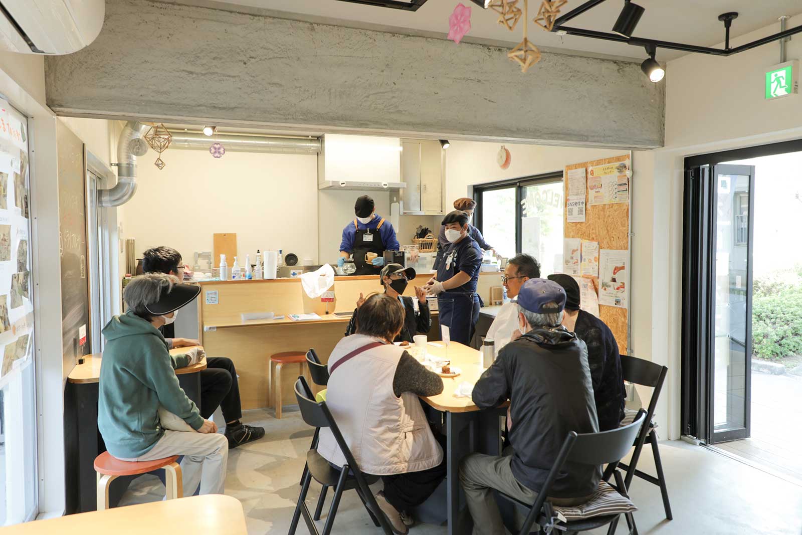 大阪南部にある泉北桃山台一丁団地のももポートにある木曜カフェ