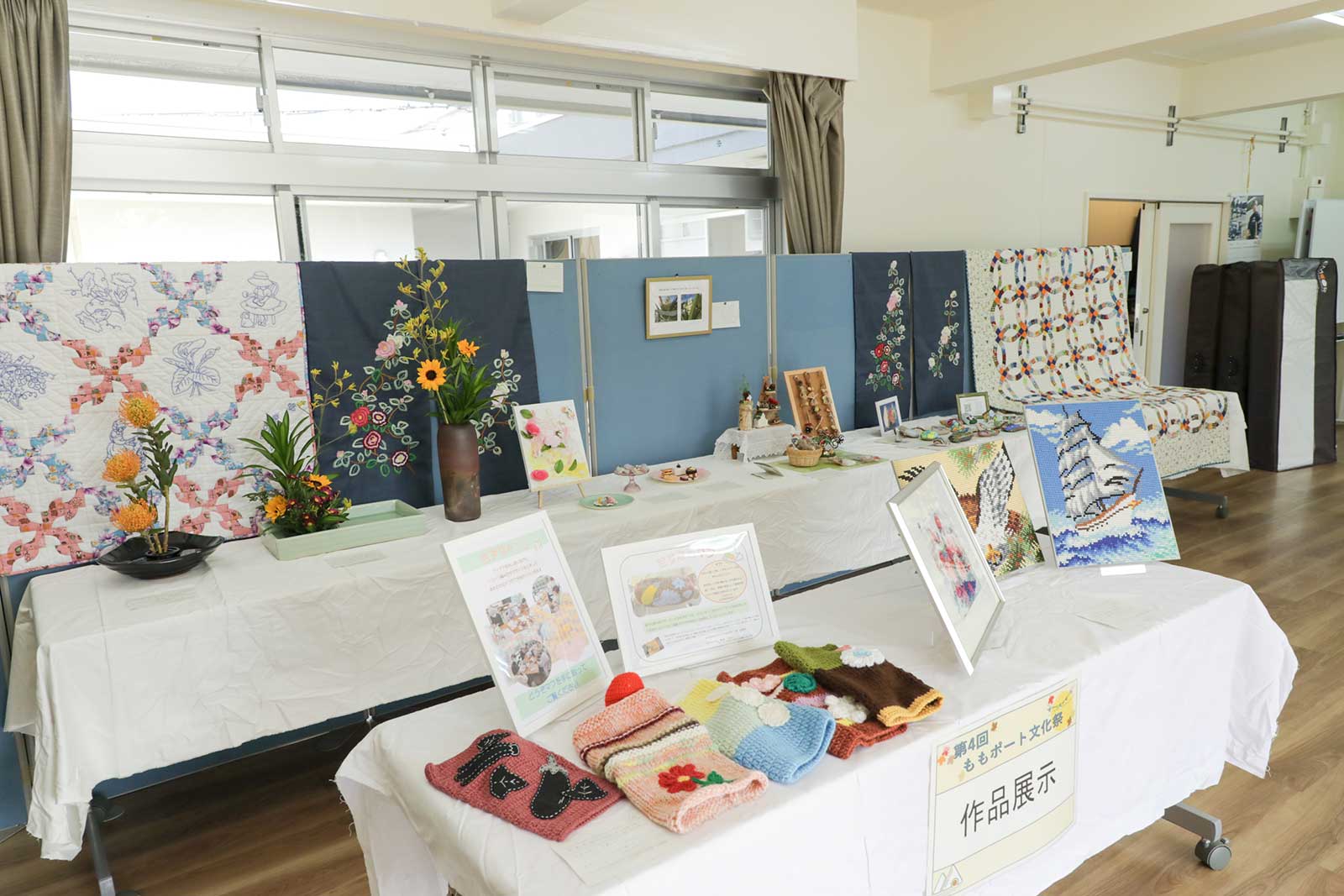 大阪南部にある泉北桃山台一丁団地のももポート文化祭、作品展示の様子