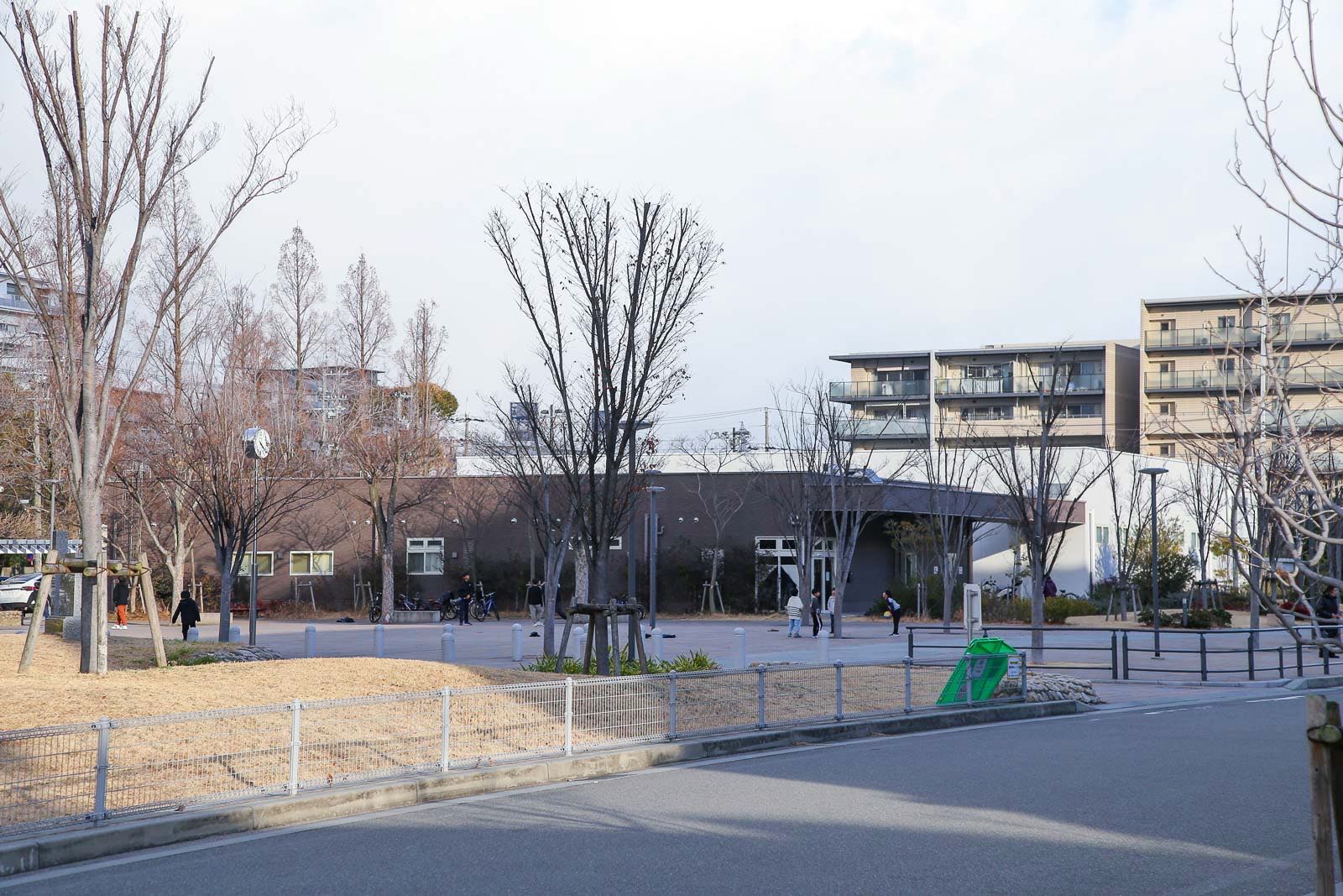 広場