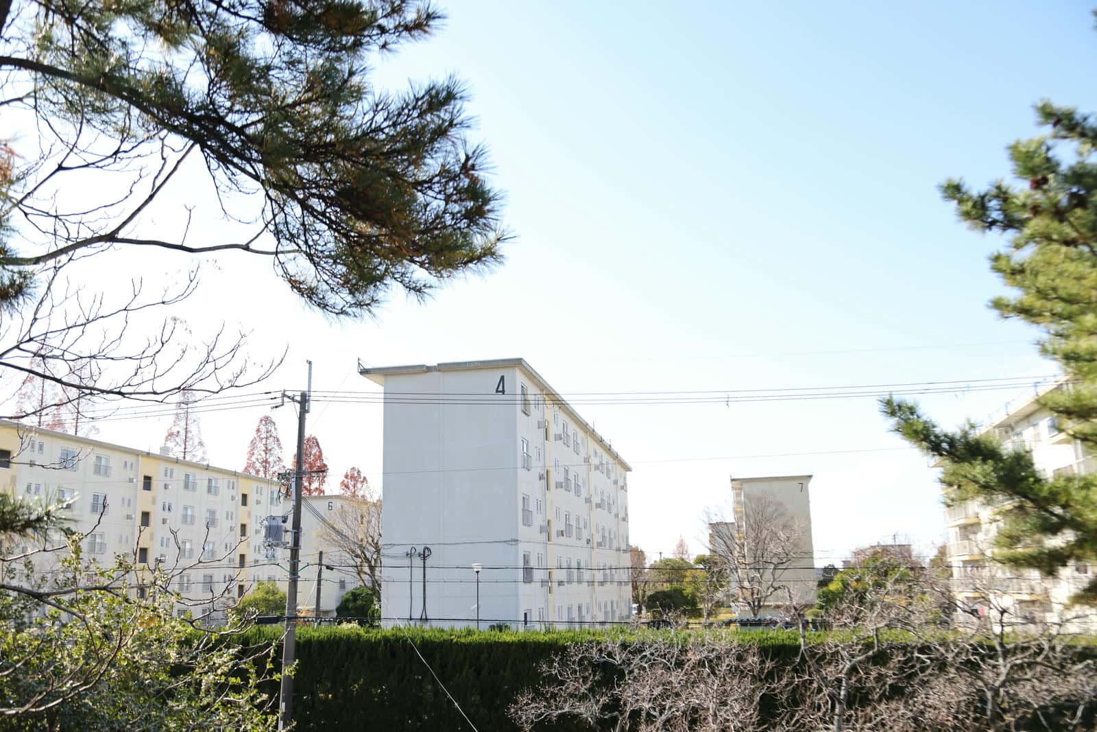 団地の外観風景