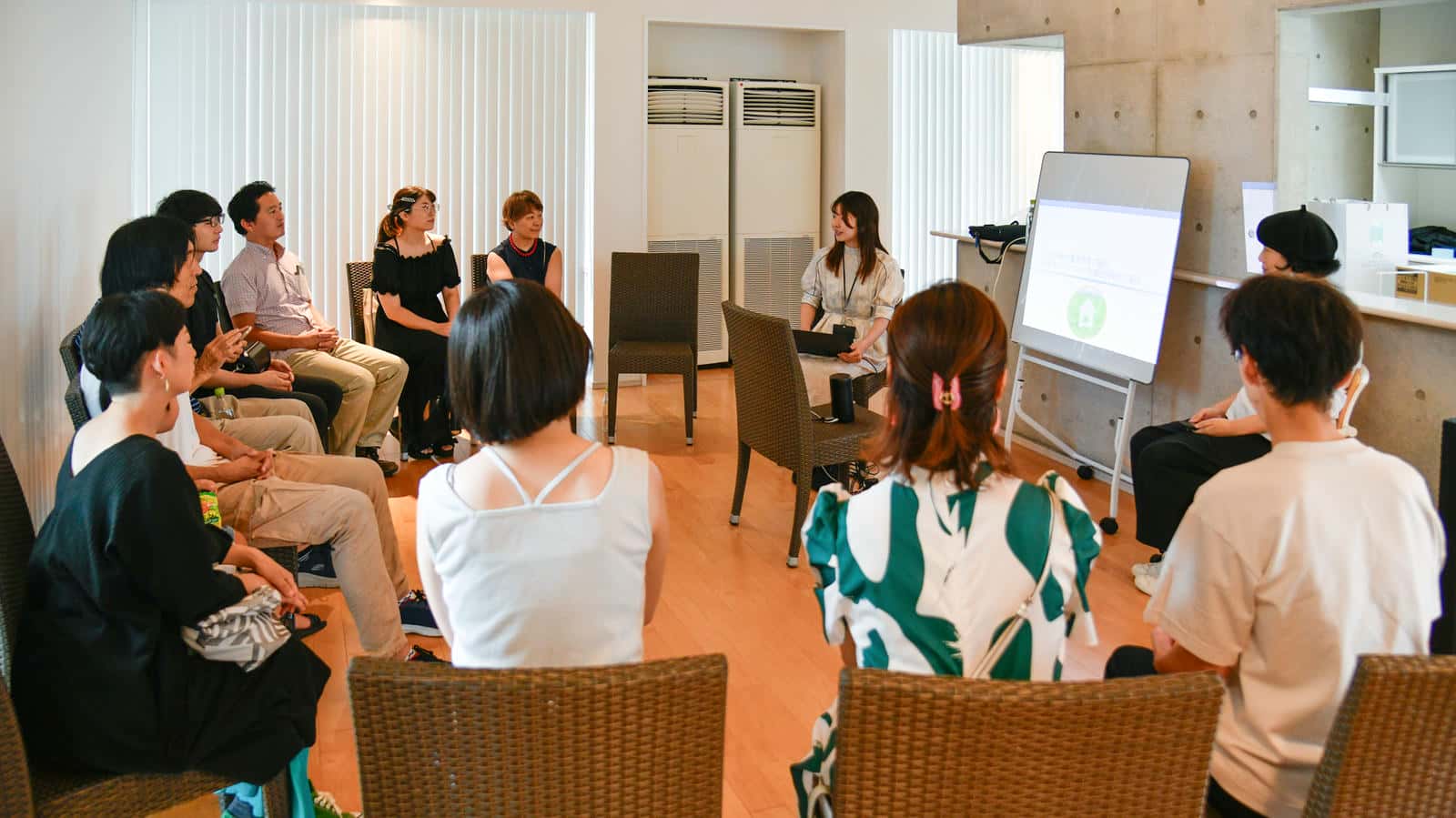 座談会の様子