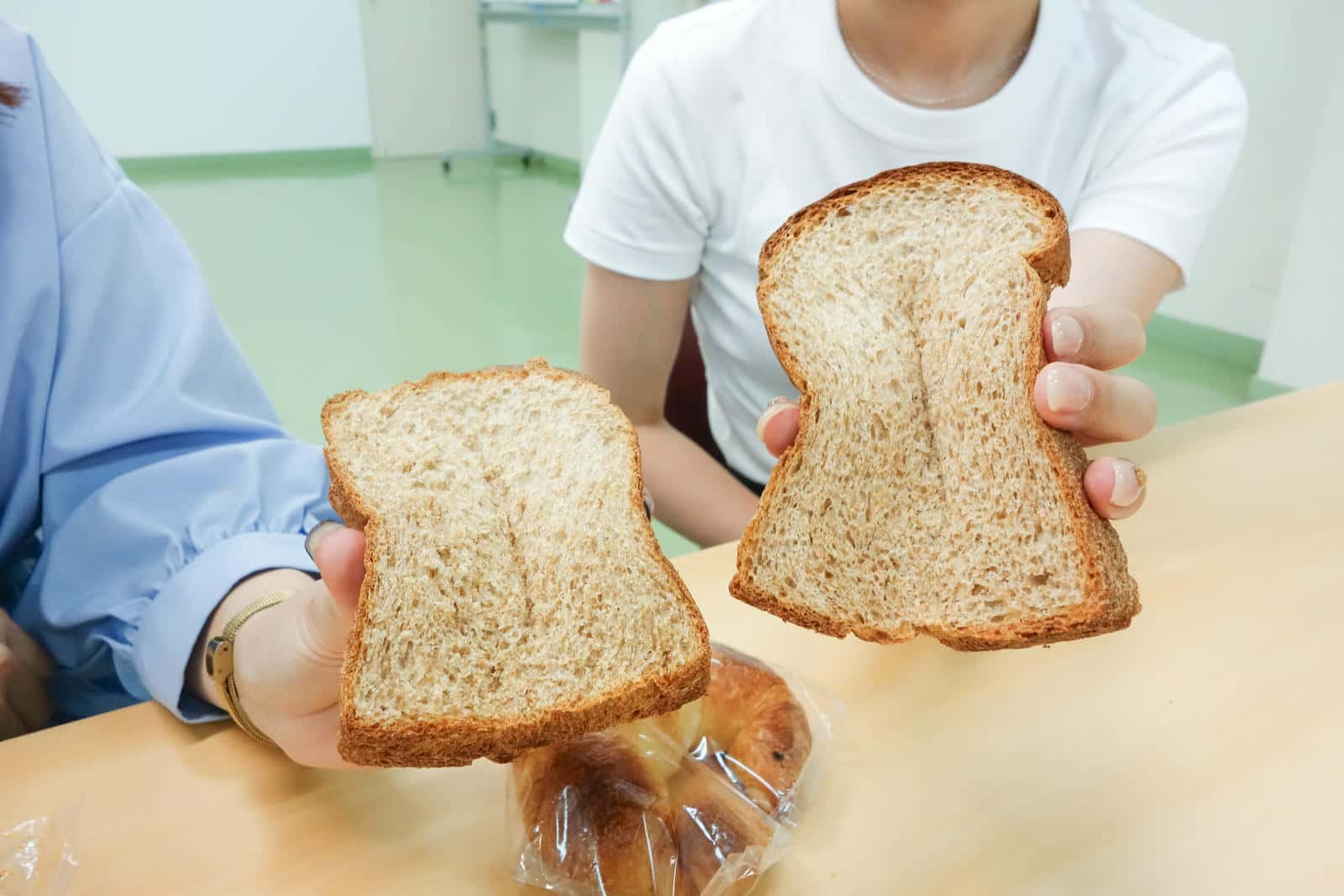 食パンの断面