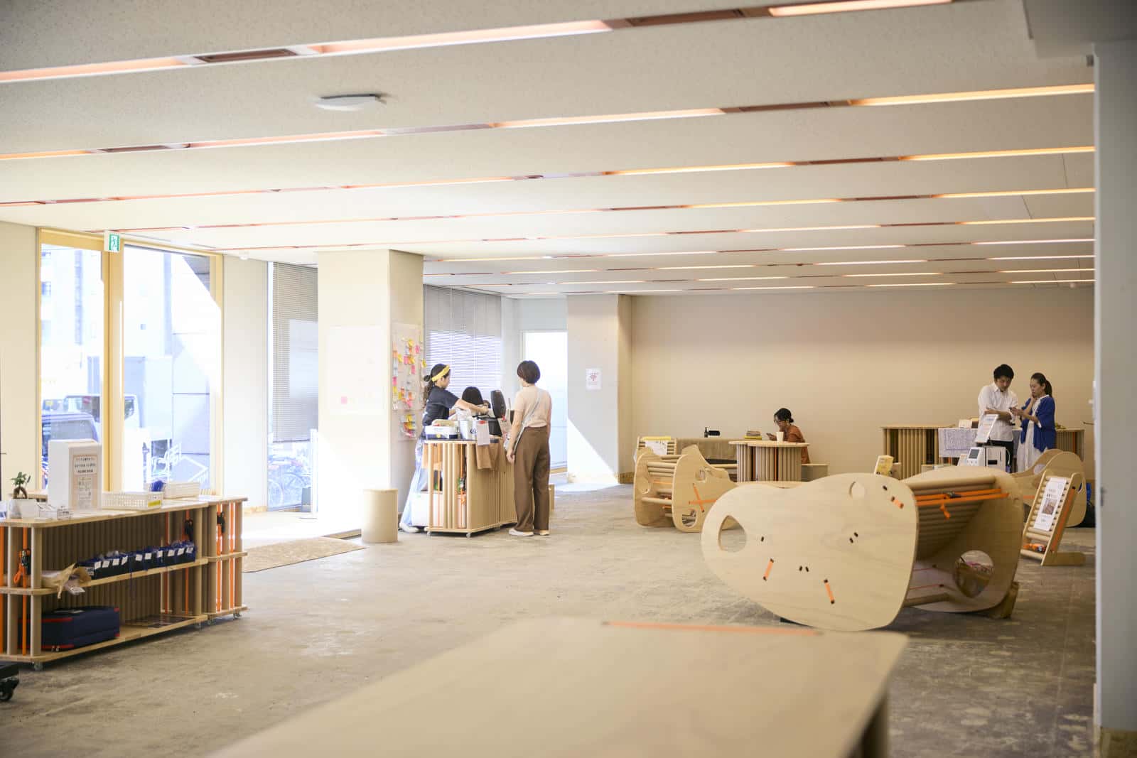 「ほとりで」内観