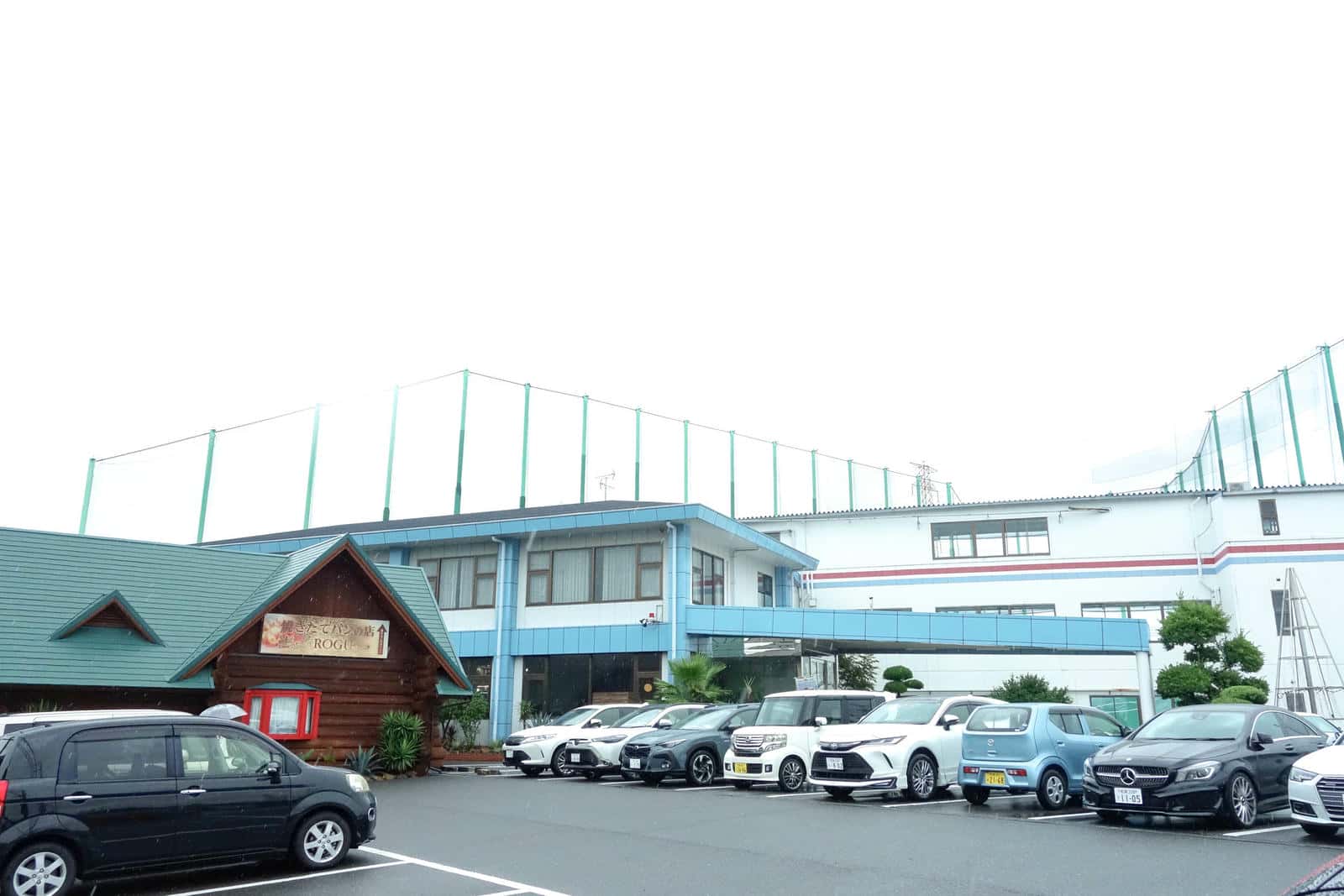 イズミゴルフの外観
